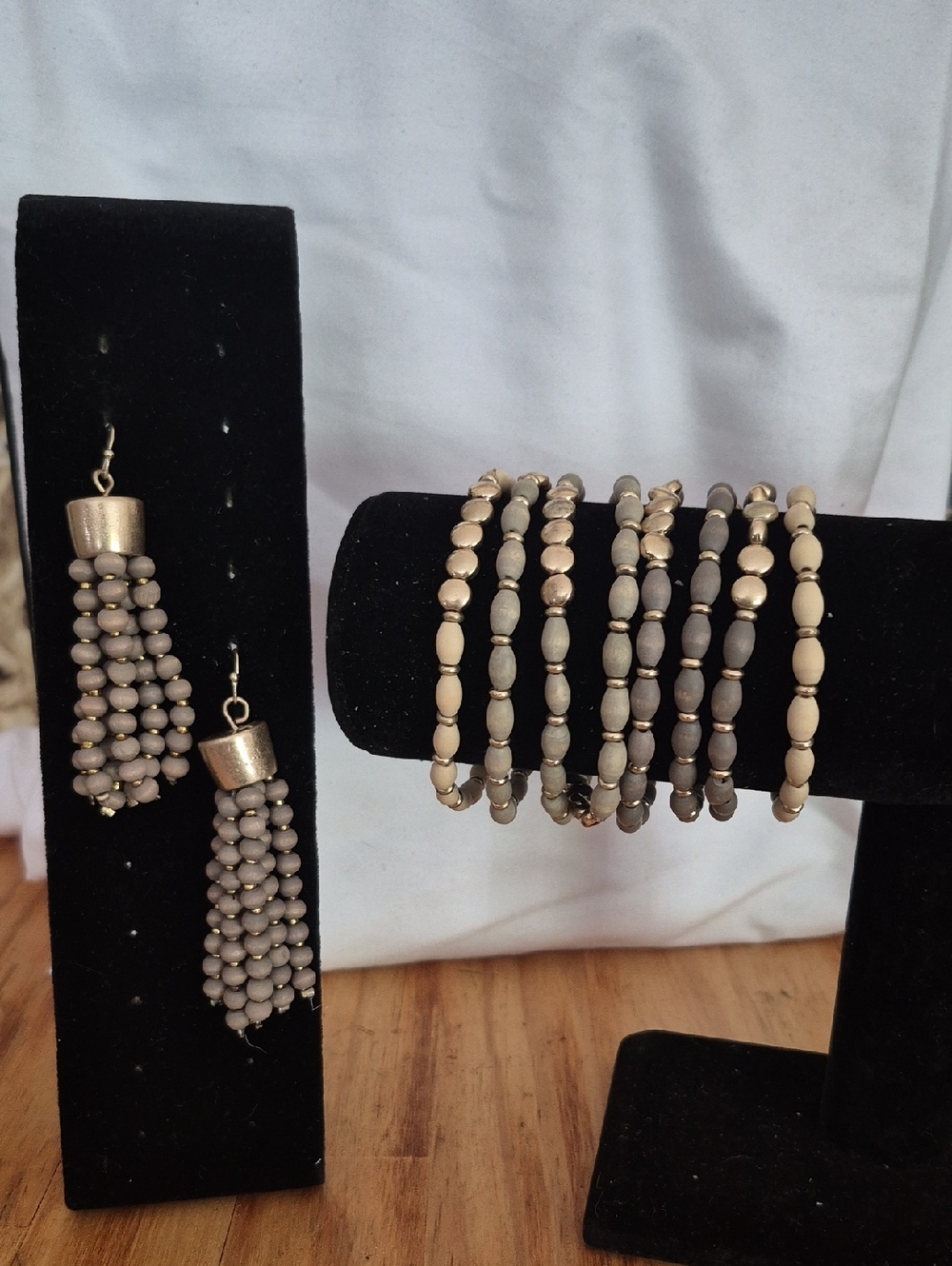 Neutral Beaded Bracelet and Tassel Earring Set - Taupe and Cream